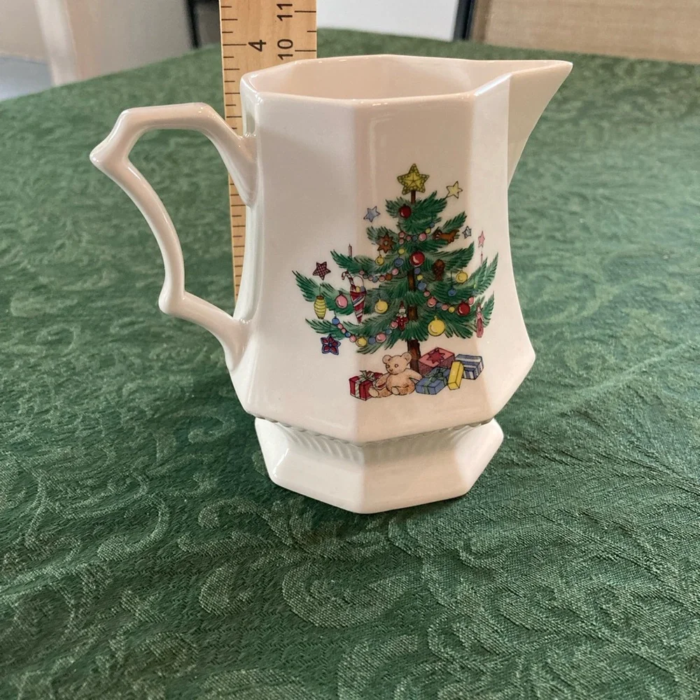 NIKKO CHRISTMASTIME VINTAGE CERAMIC SUGAR & CREAMER SET JAPAN - Picture 4 of 9